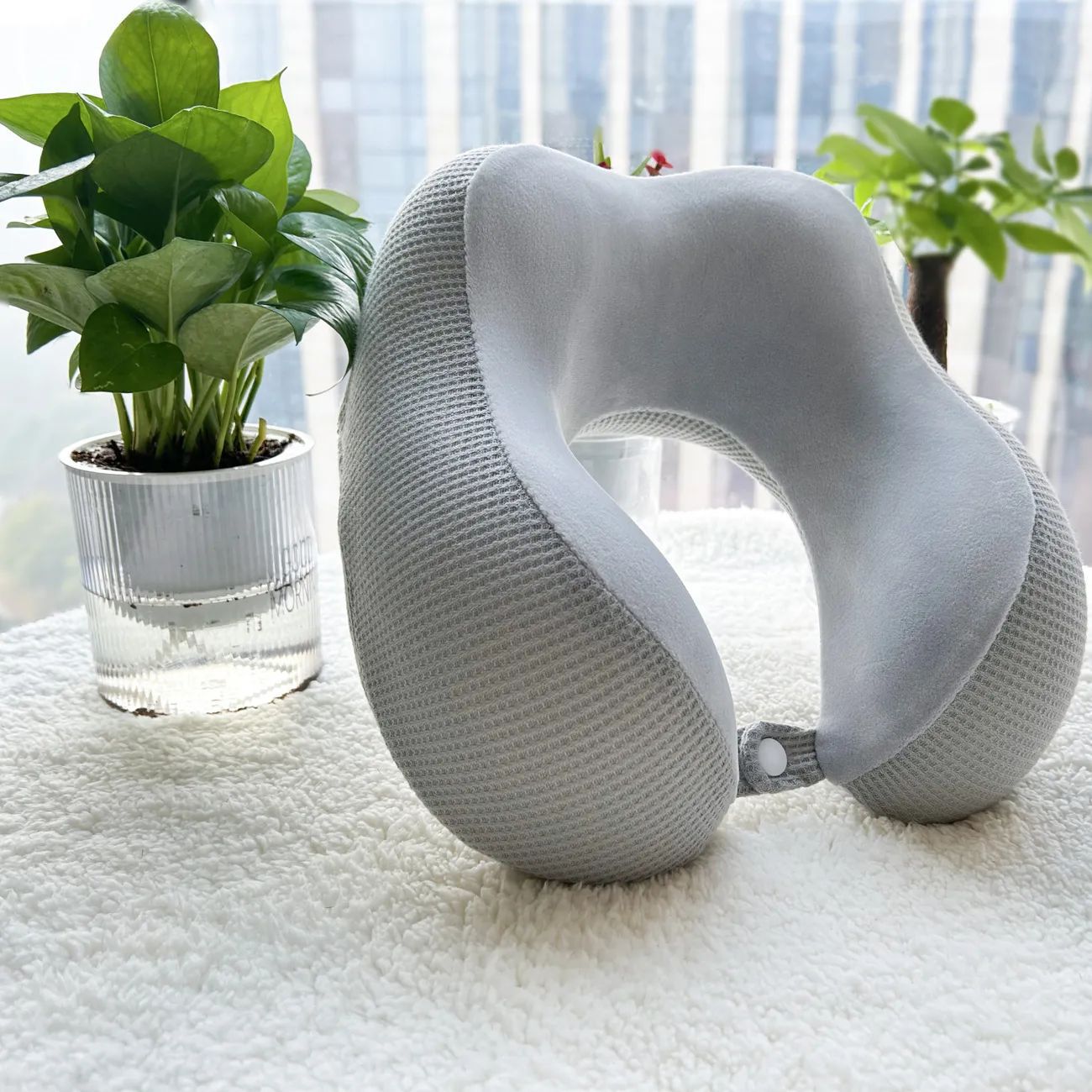 Damen ergonomisches Reisekissen mit kühlendem Effekt Karnz