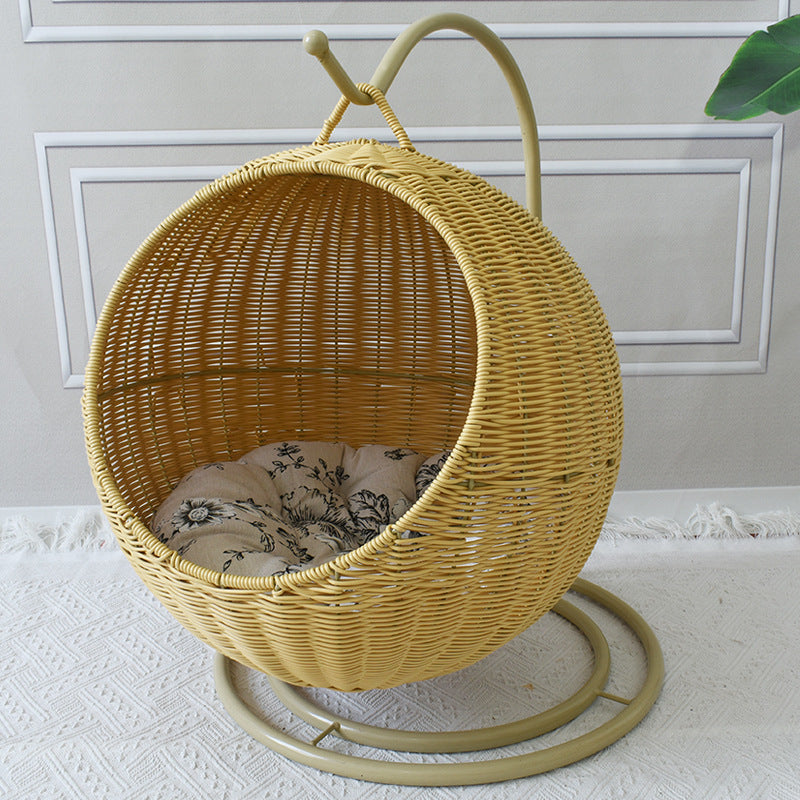 Hängender Rattan-Schaukelstuhl Karnz