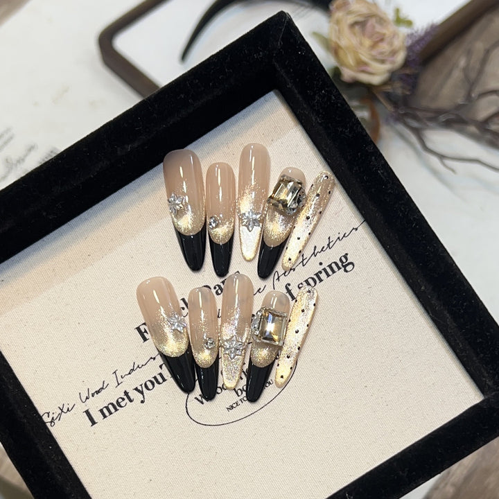 Glamorous Stiletto Press-On Nagelkunst