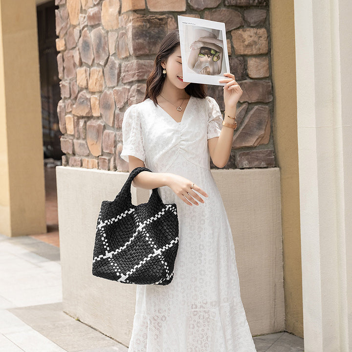 Geflochtene Handtasche mit Abnehmbarer Clutch Karnz