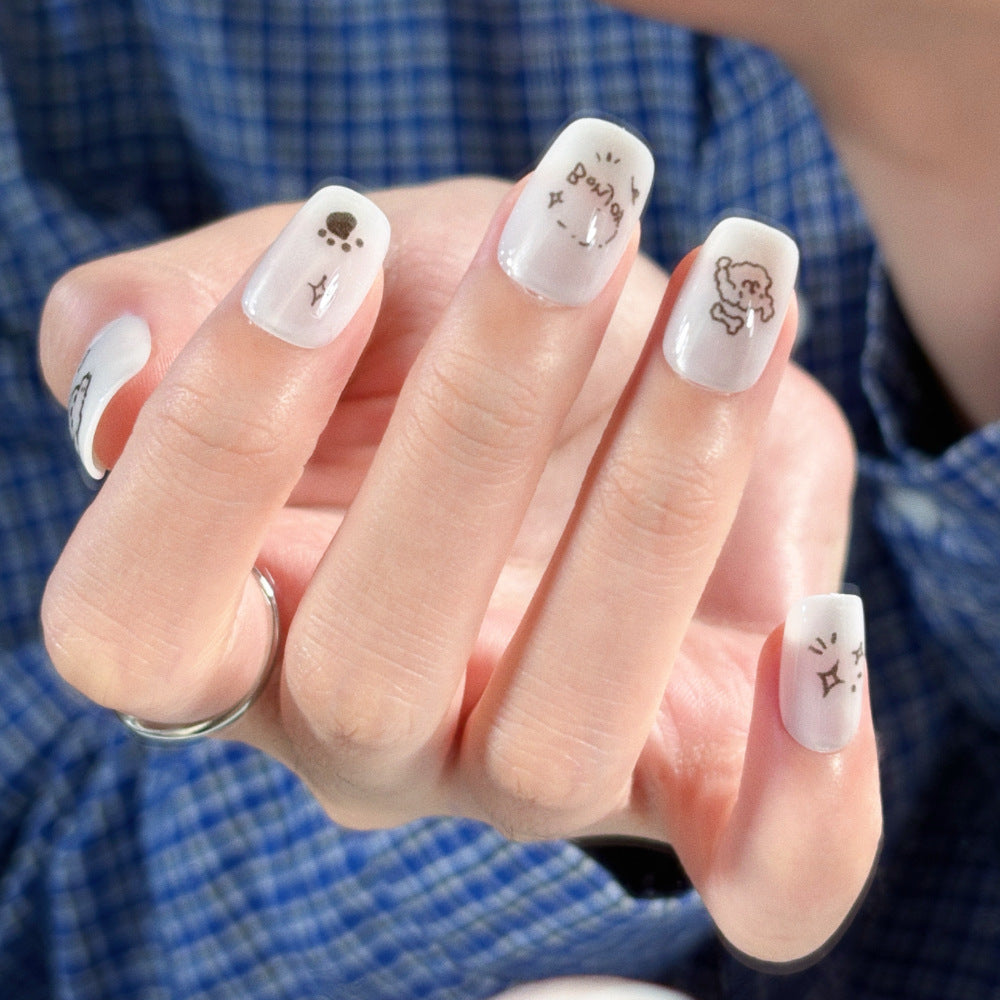Launische Press-On Nagelkunst Karnz