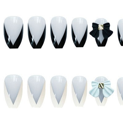 Kreatives Blumenakzent Press-On Nagelset