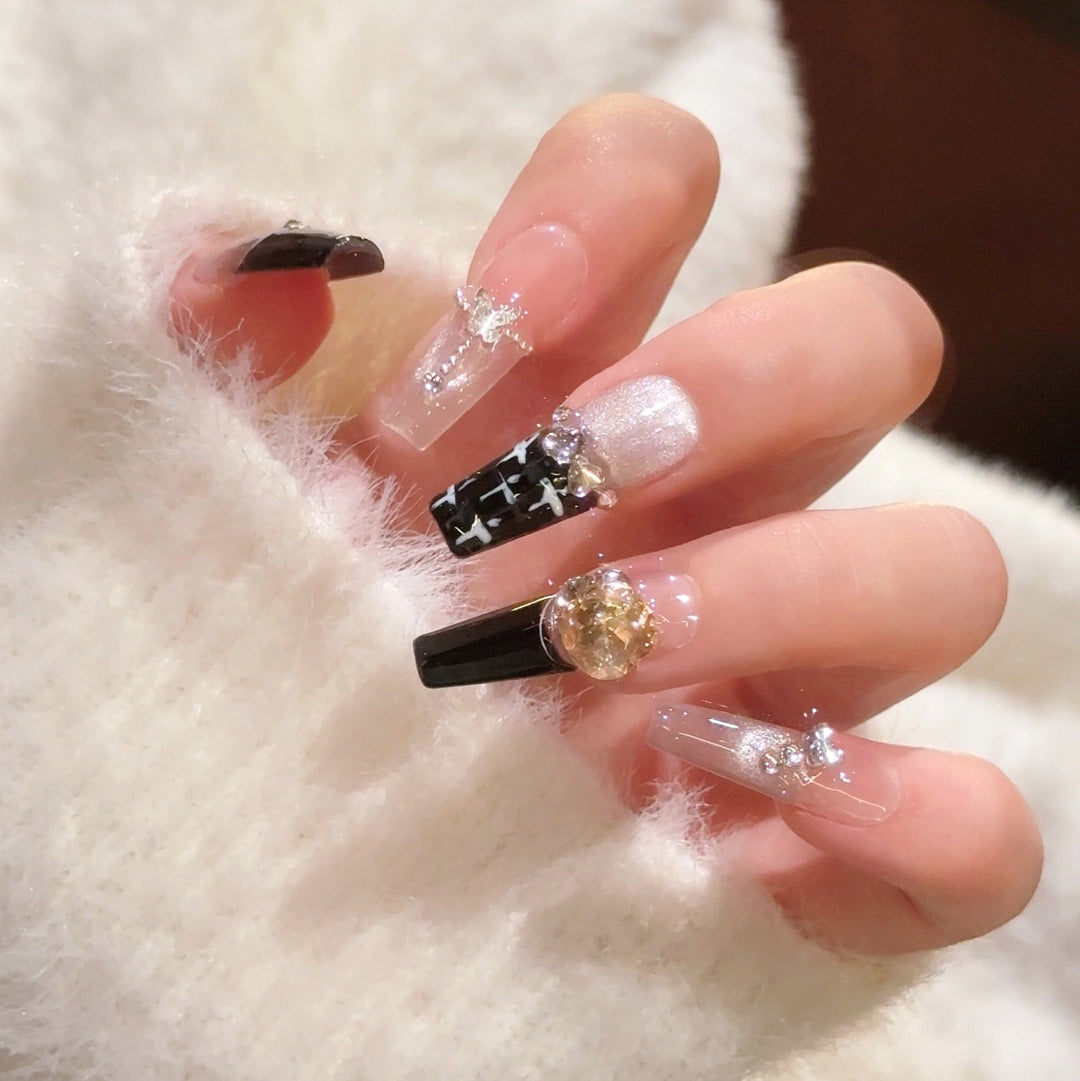Trendy Acryl Press-On Nagelverlängerungen Karnz