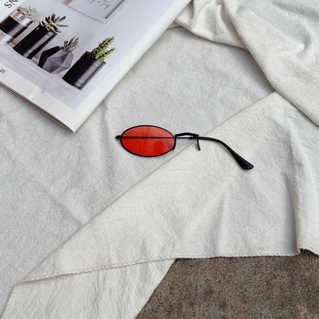 Retro-inspirierte ovale Rahmenbrille Karnz