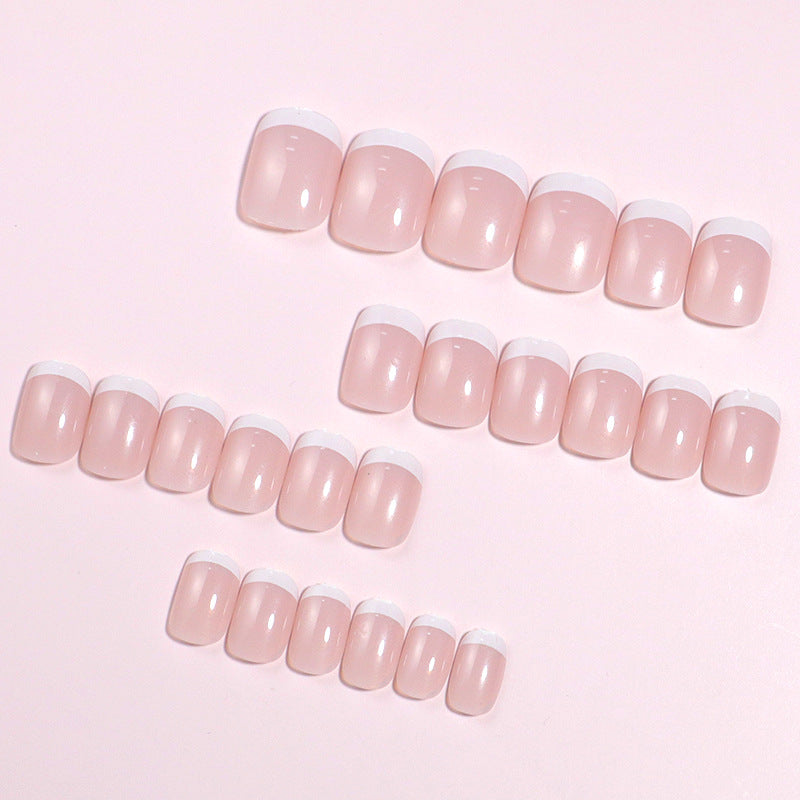 Klassisches Französisches Tip Press-On Nagelset Karnz