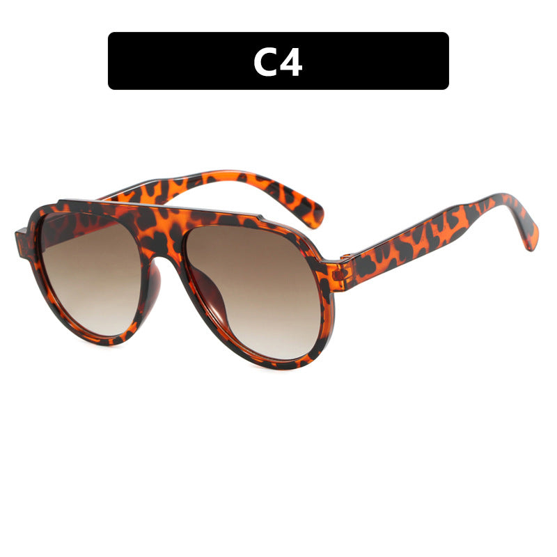 Damen Vintage-Style Sonnenbrille mit elegantem Kunststoffrahmen im Leopardenmuster Karnz