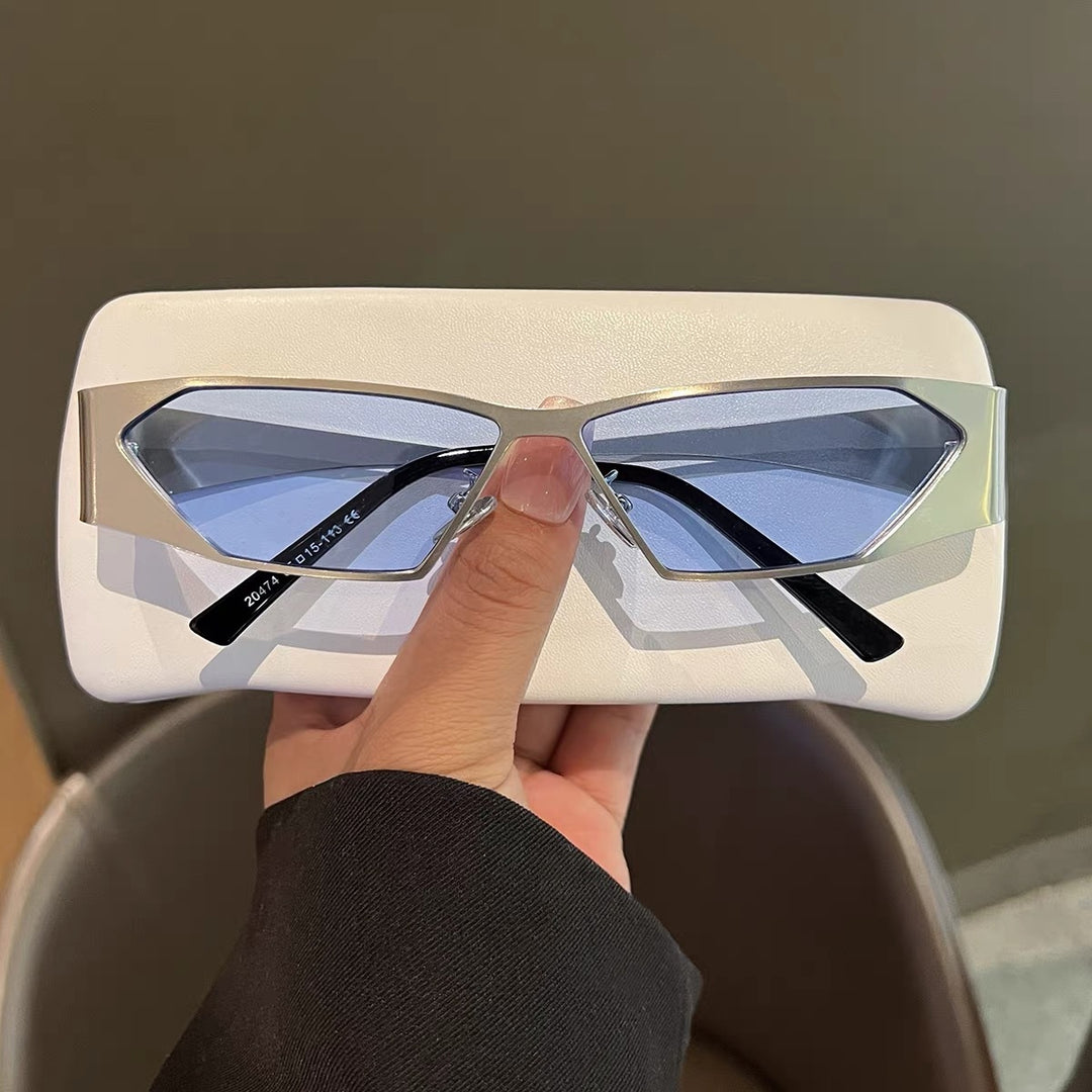 Designer Sonnenbrille mit Kantigem Rahmen Karnz