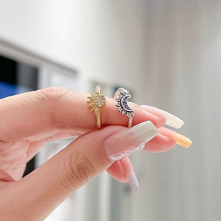 Verstellbarer Ananas Charm Ring Karnz