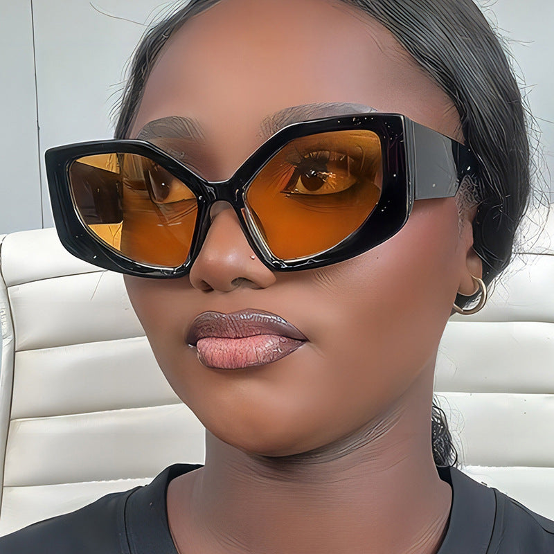 Damen auffällige Sonnenbrille mit oversized Design und modischem Farbverlauf Karnz