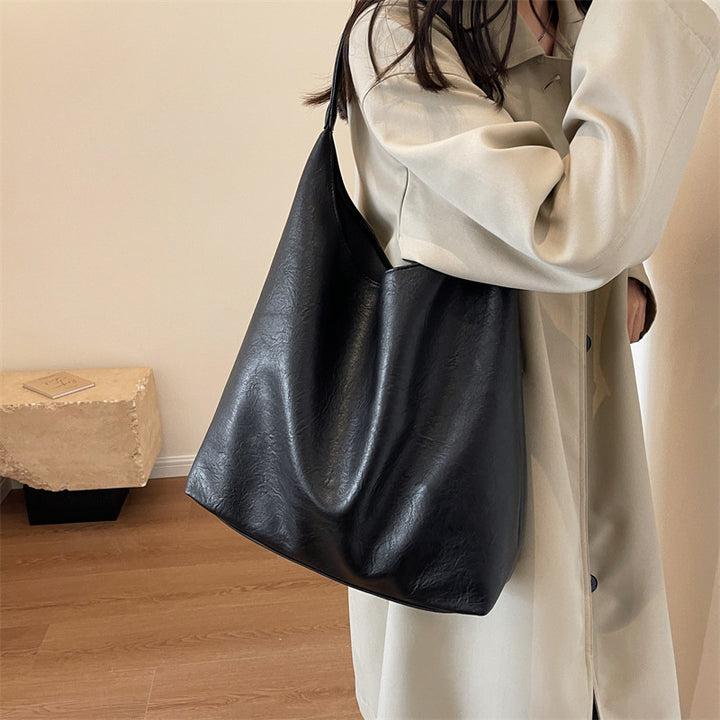 Minimalistischer Leder Tote Karnz