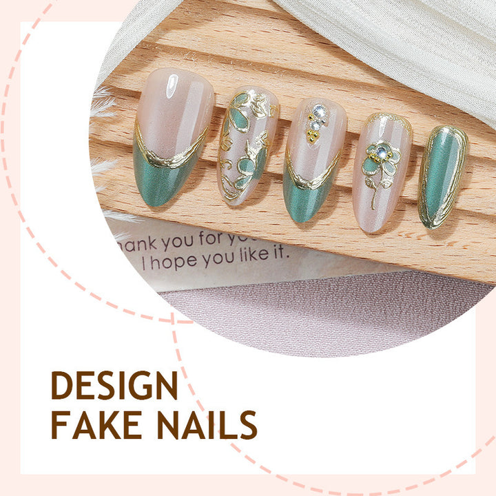 Kunstnagelset mit eleganten Schmucksteinen Karnz