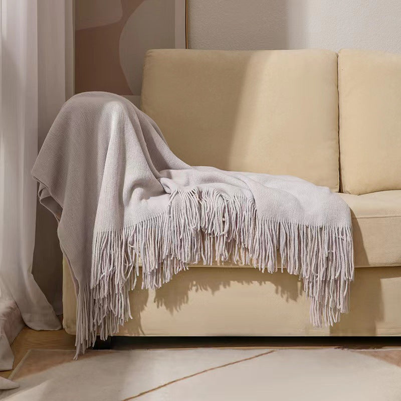 Luxuriöse Fransen-Strickwurfdecke