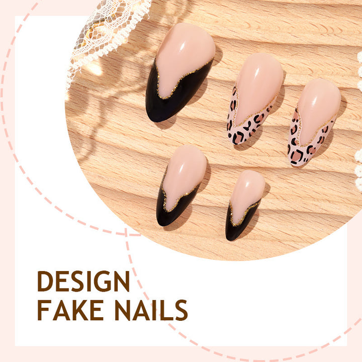 Kunstnagelset mit glamourösem Leoparden-Design Karnz