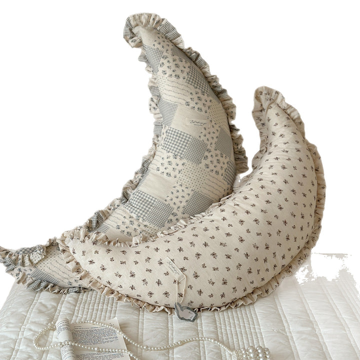 Ergonomisches Baumwoll-Mutterstillkissen mit Rüschendeck und Hasenmotiv