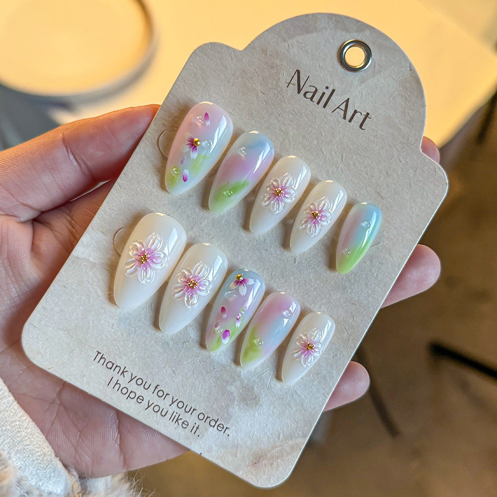 Floral-Accent Press-On Nail Kollektion Karnz