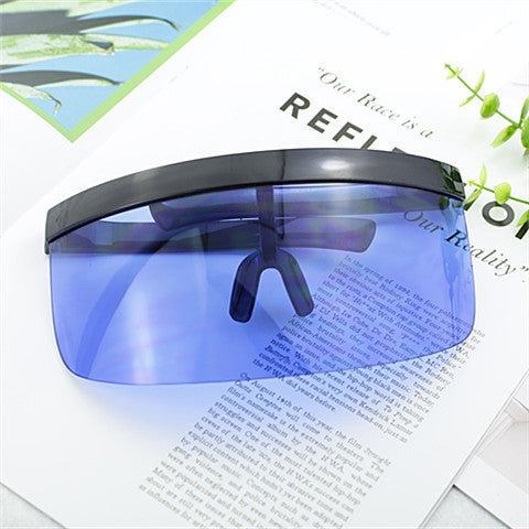 Damen Sport-Sonnenbrille im futuristischen Design Karnz
