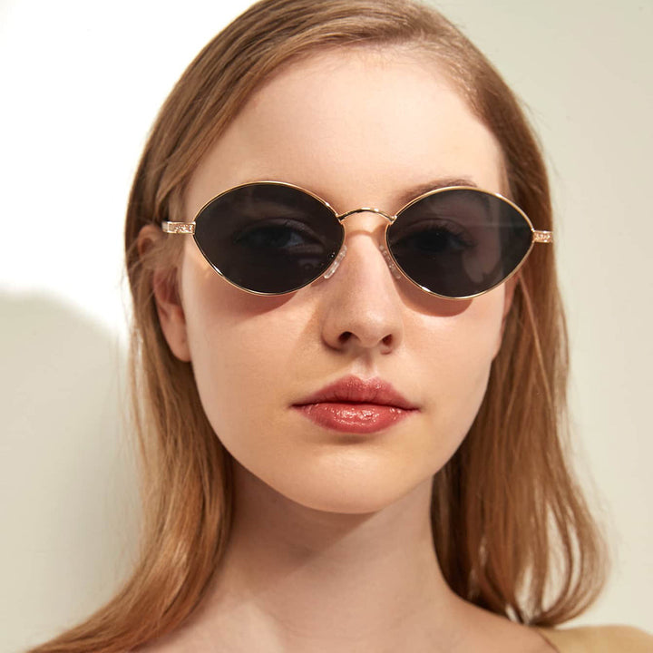Damen modische runde Sonnenbrille mit luxuriösen Akzenten Karnz