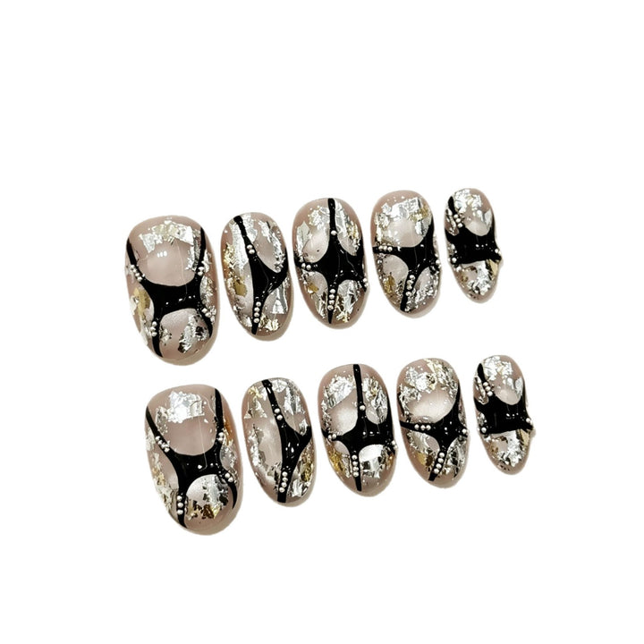 Kunstvoll gestaltetes Press-On Nagelset