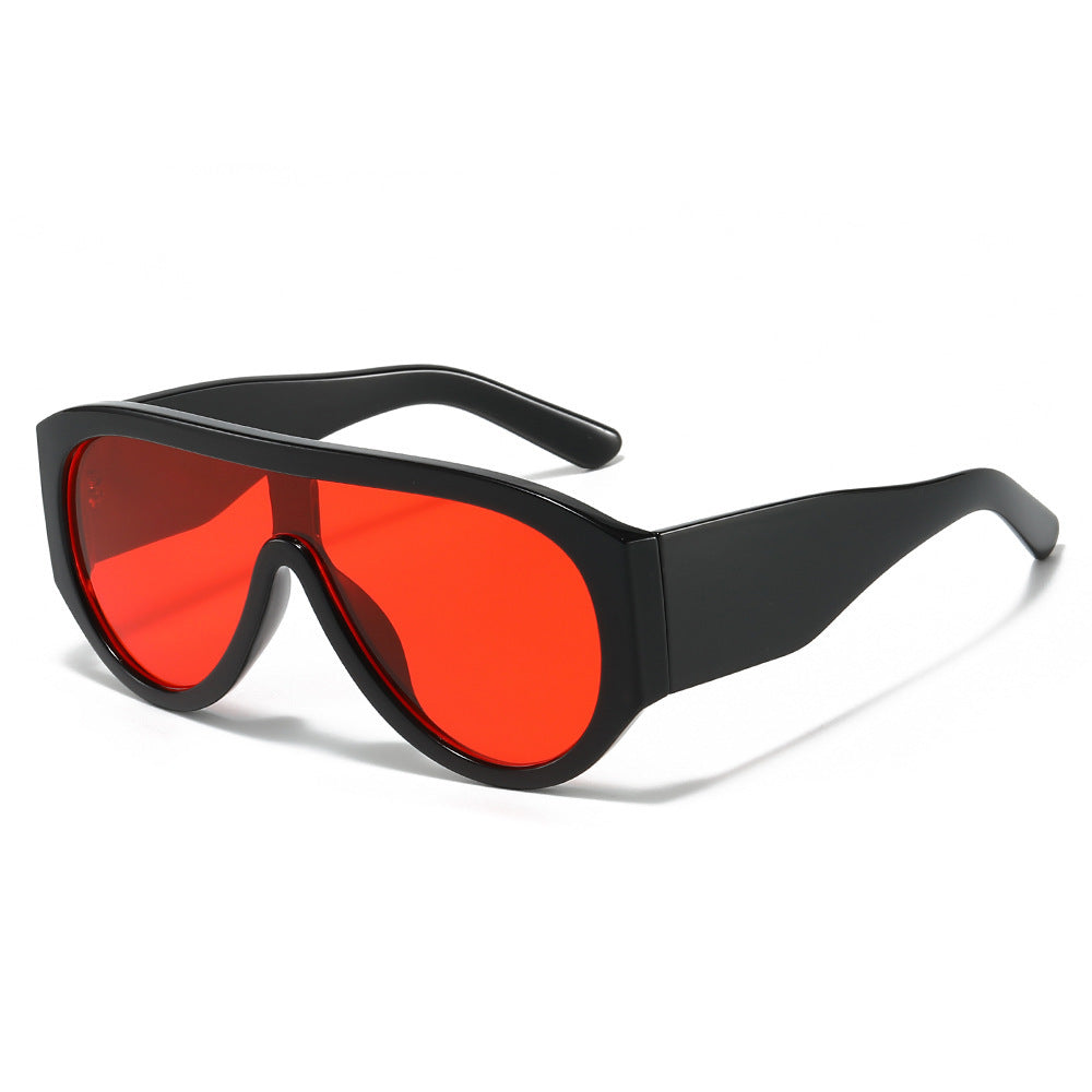 Retro-inspirierte übergroße Sonnenblenden-Sonnenbrille Karnz
