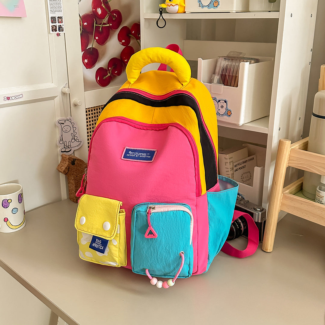 Bunter Mehrfach-Taschen Rucksack Karnz