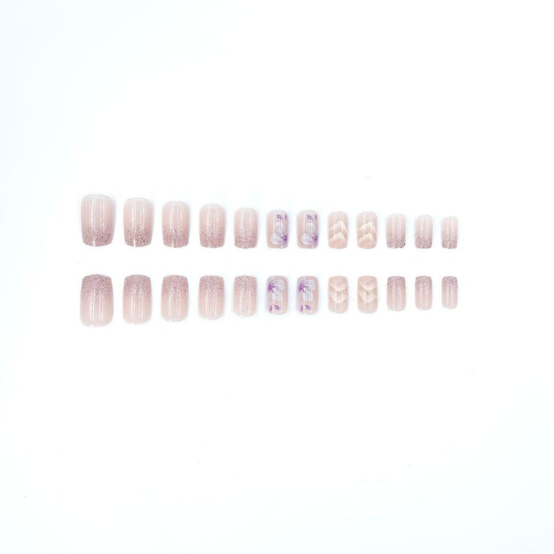 Elegantes Floral Press-On Nagelkunst Set