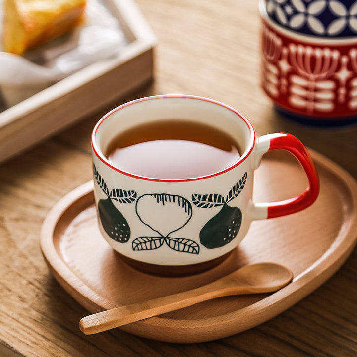 Keramikbecher mit Retro-Punkte-Design und ergonomischem Henkel