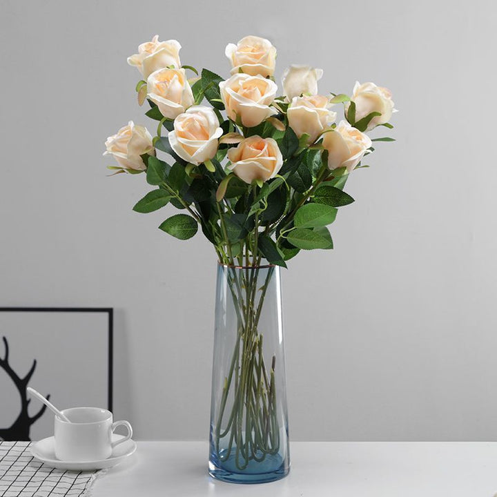 Künstlicher Rosenstrauß