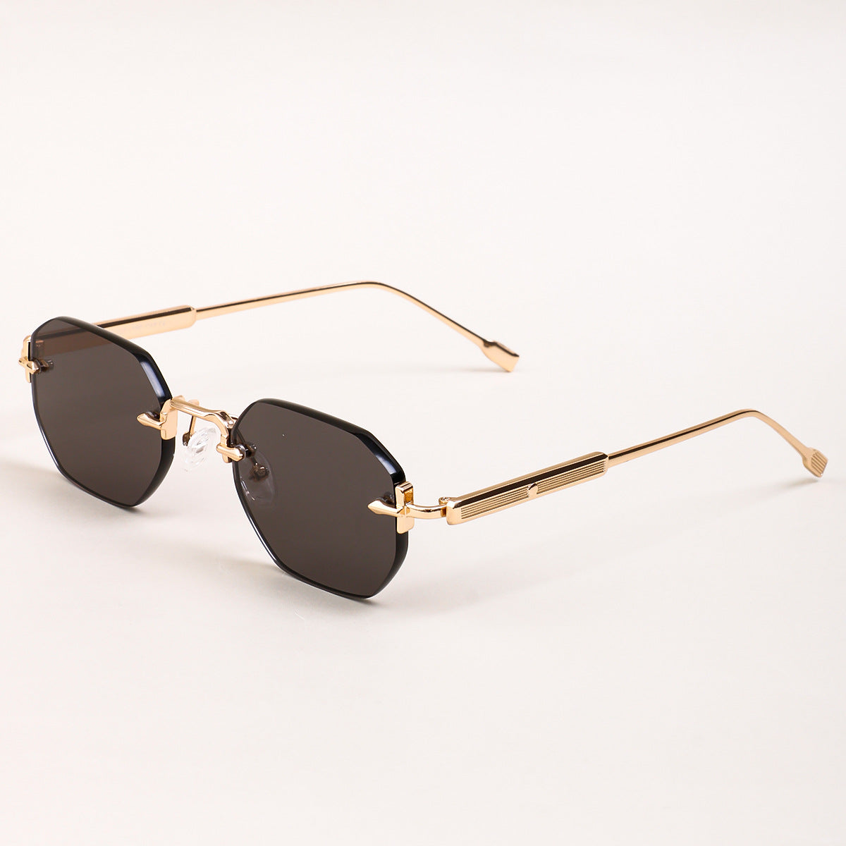 Damen Sonnenbrille mit elegantem achteckigen Rahmen und komfortablen Nasenpads Karnz