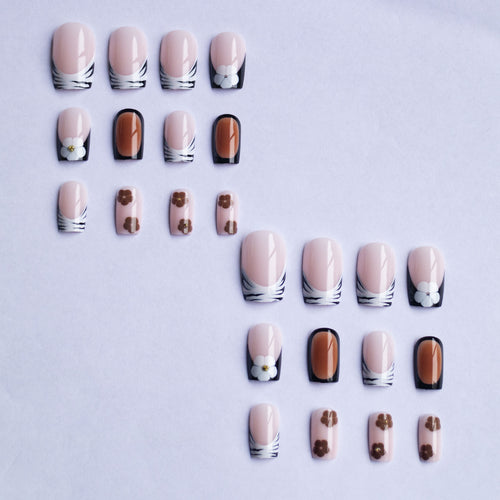 Blumen- und geometrisches Nagelkunstset