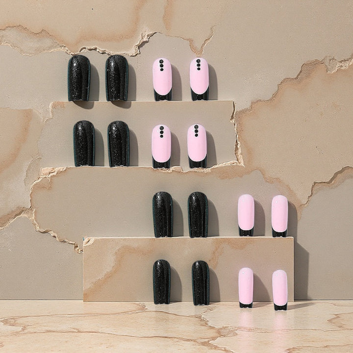 Glamouröse Nagelspitzen Karnz