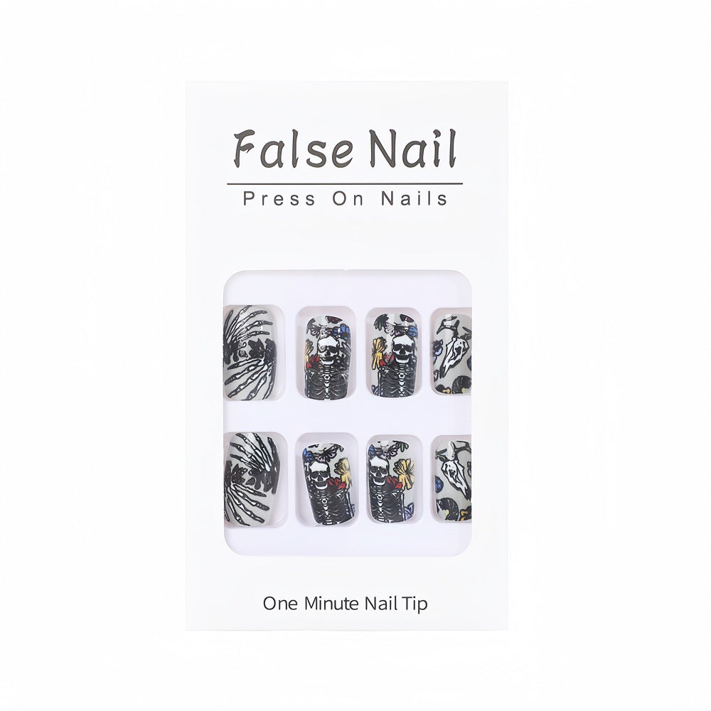 Kreatives Skelett-Nageldesign Karnz