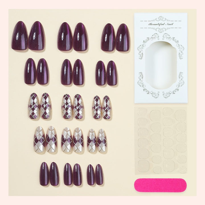 Elegante Schicke Press-On Nagelset Karnz