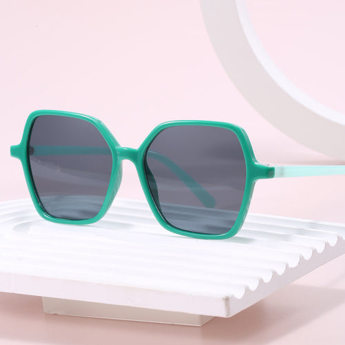 Damen oversized Sonnenbrille im faszinierenden Design Karnz