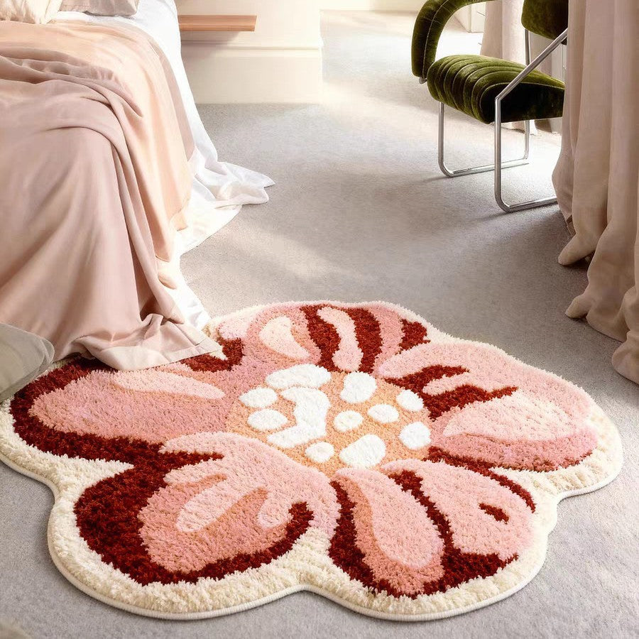 Blumenförmiger Plüsch Shag Akzentteppich
