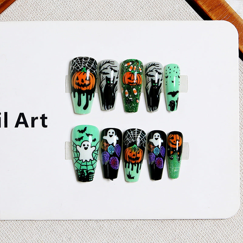 Kunstnagelset mit gruseligen Halloween-Motiven Karnz