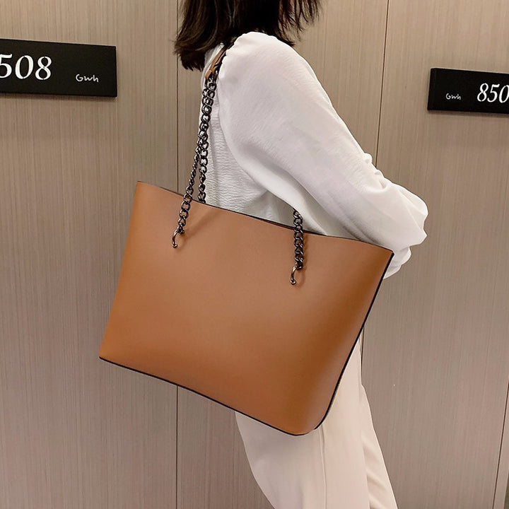 Elegante Schultertasche Im Minimalistischen Design Karnz