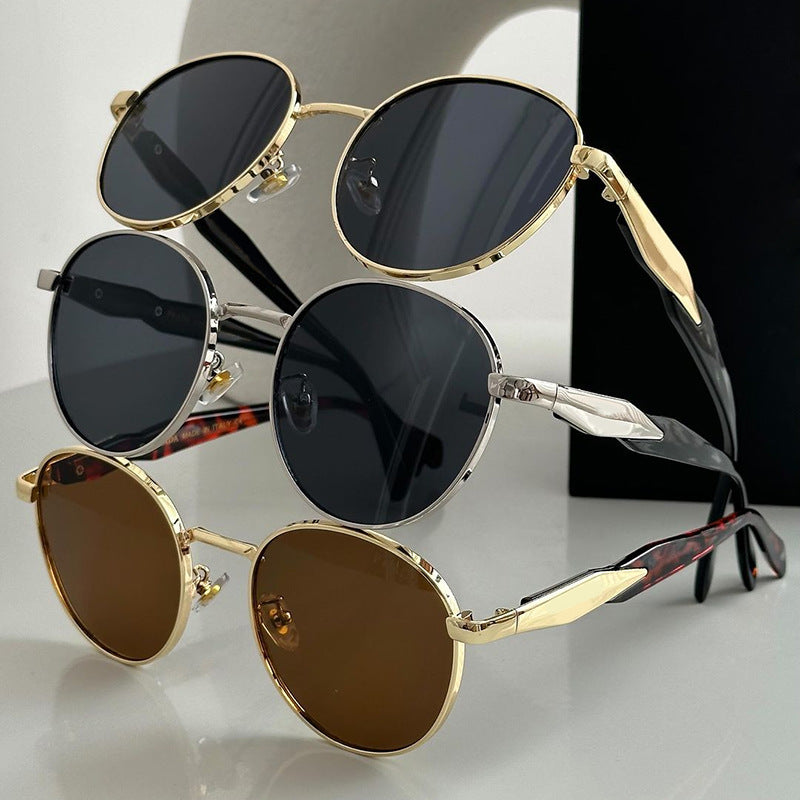 Damen runde Sonnenbrille mit elegantem, goldenen Rahmen und UV-Schutz Karnz