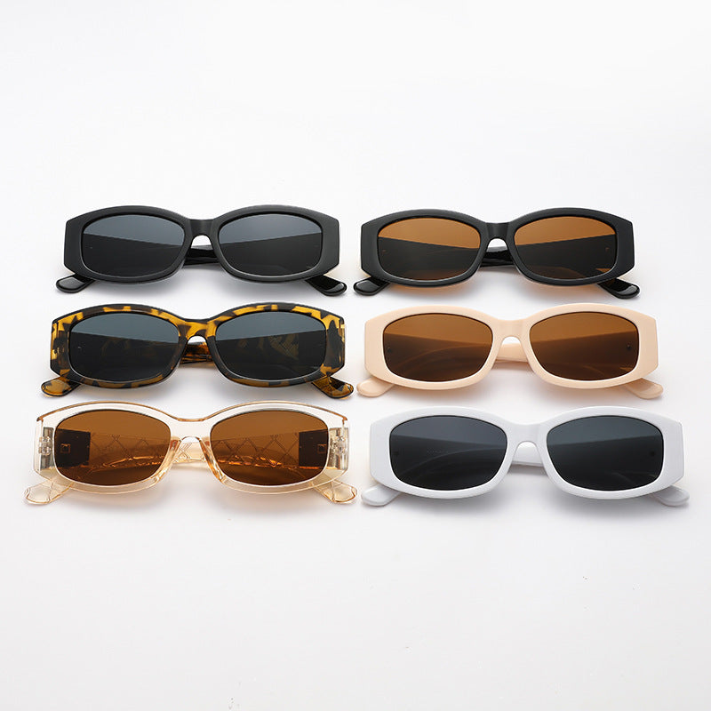 Damen moderne Sonnenbrille mit einzigartigem goldenem Rahmen Karnz