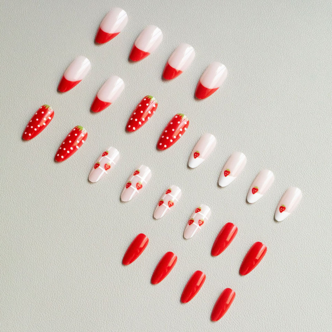 Erdbeer-Themen-Nagelkunst