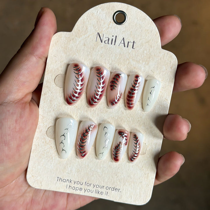Elegante dekorative Press-On Nail Set Karnz