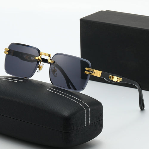Damen stilvolle quadratische Korrektionsbrille Karnz