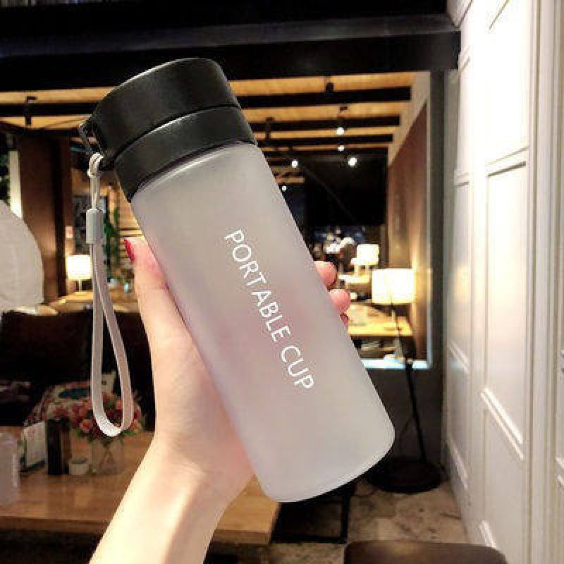 Damen stilvolle Glas-Trinkflasche Karnz