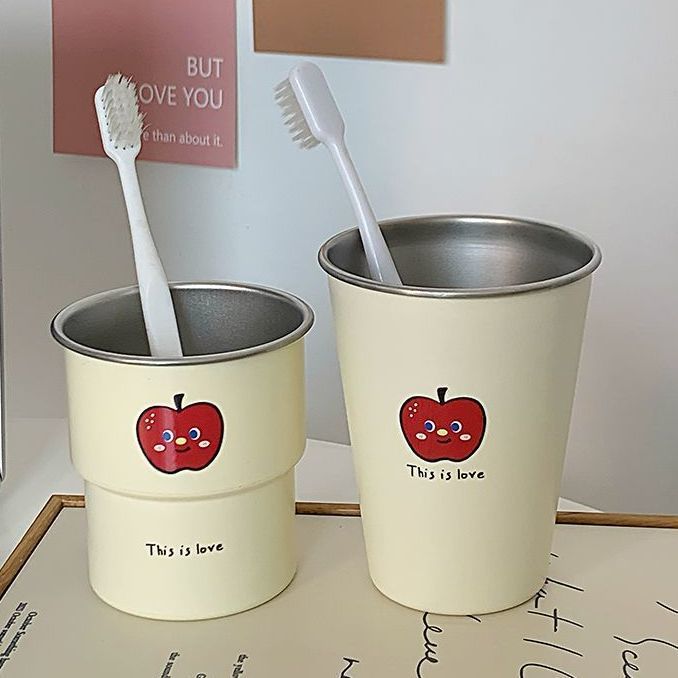 Multifunktionale Keramiktasse mit Fröhlichem Apfelmotiv Karnz