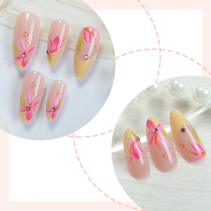 Blumenmuster Press-On Nagelkunst Karnz