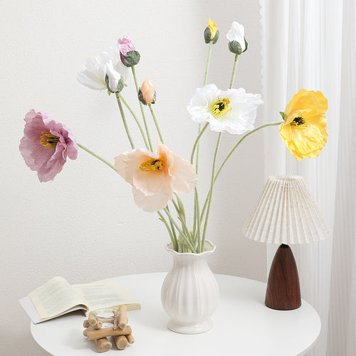 Realistische kunstvolle Mohnblume Karnz