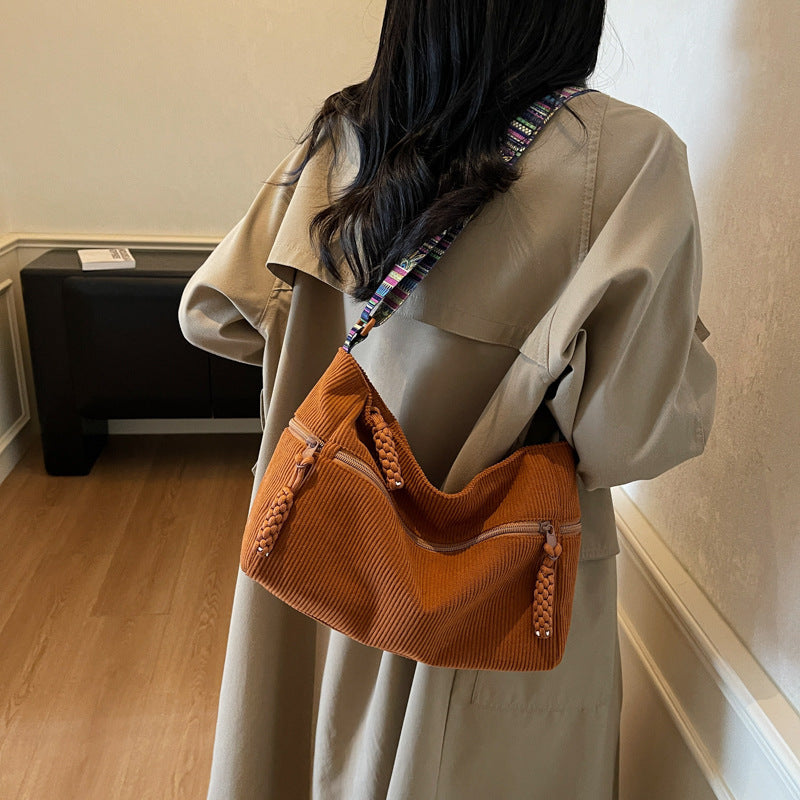 Stylische Bohemian Utility Schultertasche