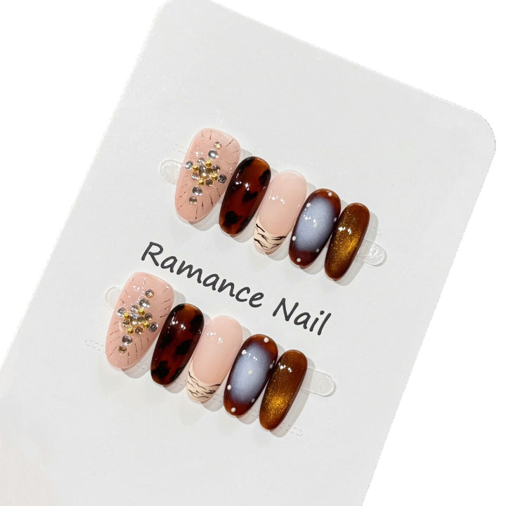 Trendy Press-On Nagelkunst Karnz