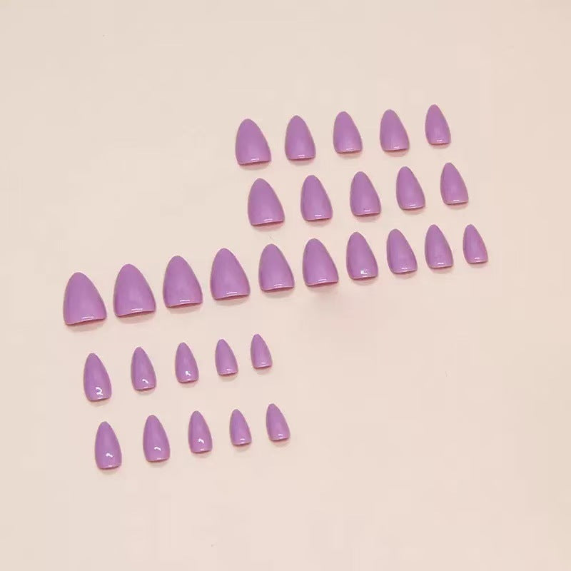 Kunstnagelset mit eleganter, langanhaltender Hochglanz-Oberfläche Karnz