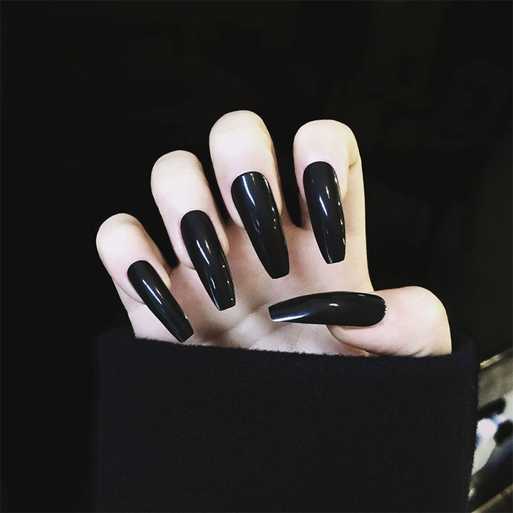 Glänzende Gel-Nagelerweiterungen Karnz