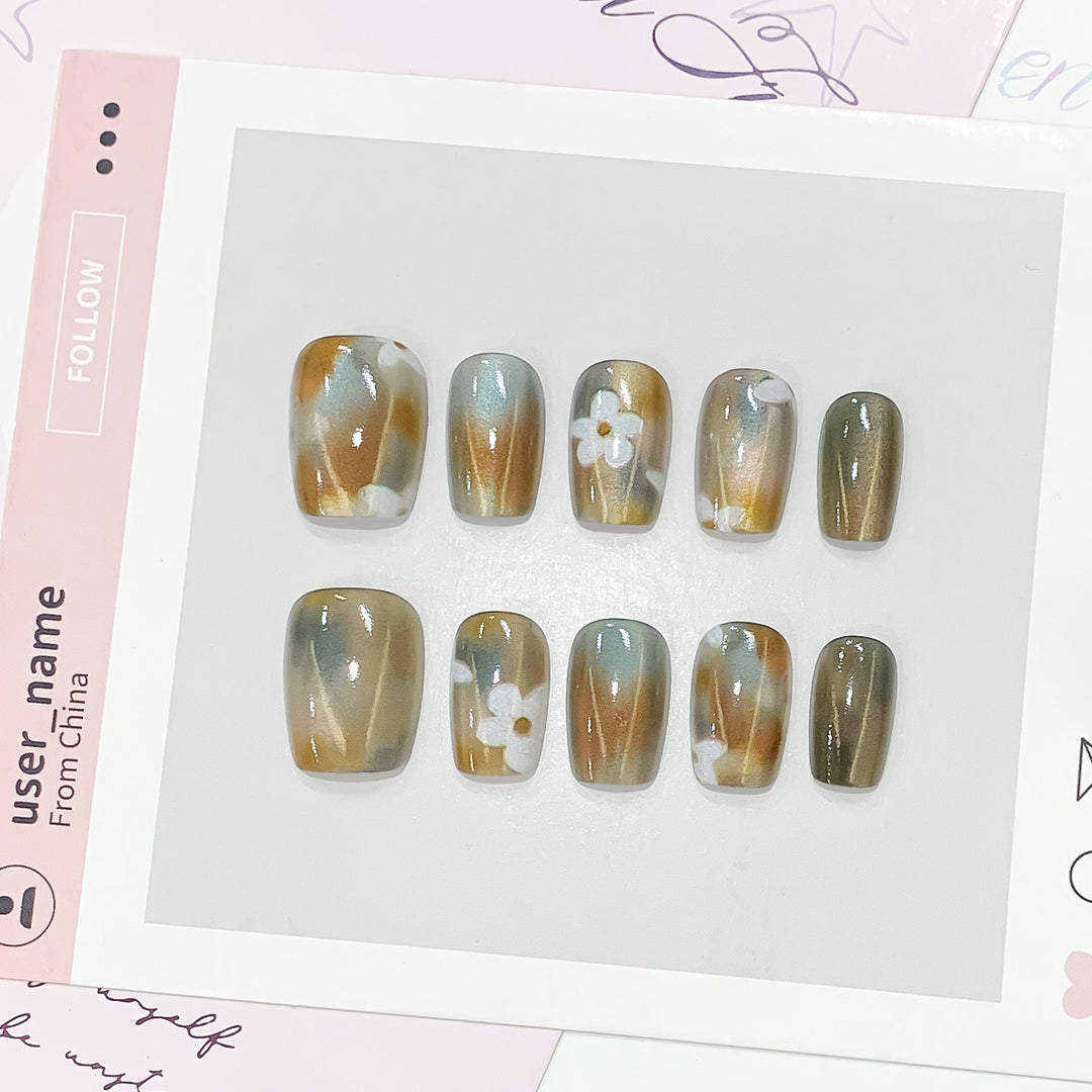 Künstliche Nagelspitzen mit Blumendesign Karnz